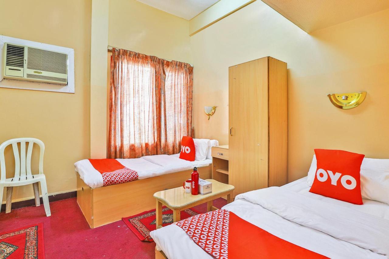 Oyo 393 Al Wehda Hotel Dubai Bagian luar foto