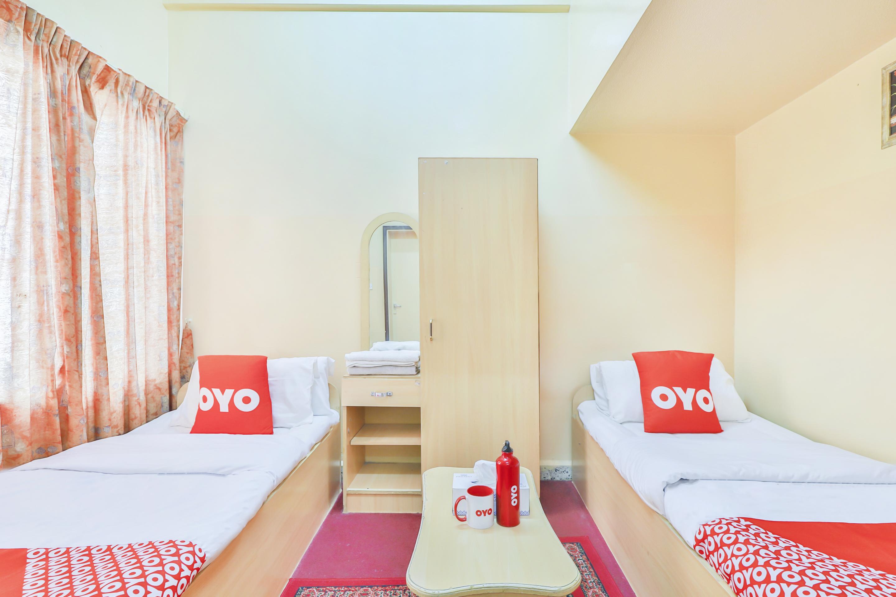 Oyo 393 Al Wehda Hotel Dubai Bagian luar foto